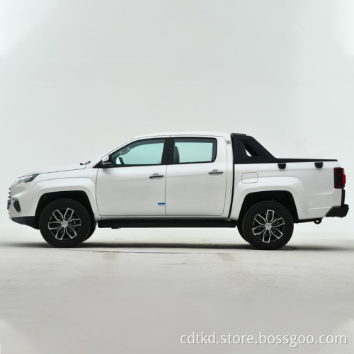 JMC YUHU9 بيك آب جودة بيك آب شاحنة للبيع محرك الديزل 2022 في ديزل 4WD ZHIZUN بيك آب شاحنة للبيع